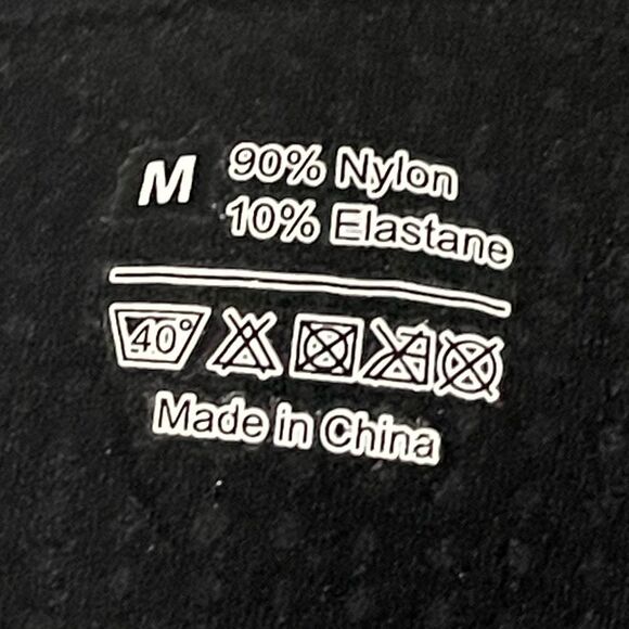 Medium Women’s Short Shirt - Picture 6 of 6